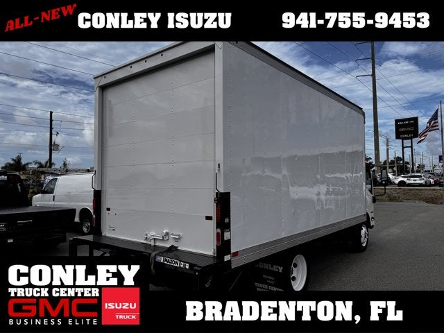 2024 ISUZU TRUCK NPR Base